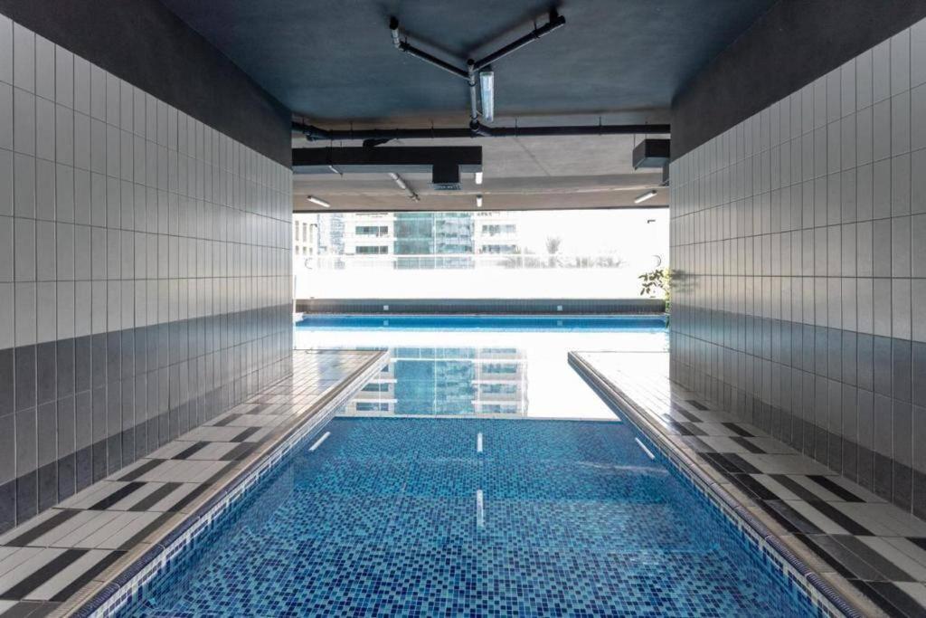 2 Bedroom With 4 King Size Beds Dubai