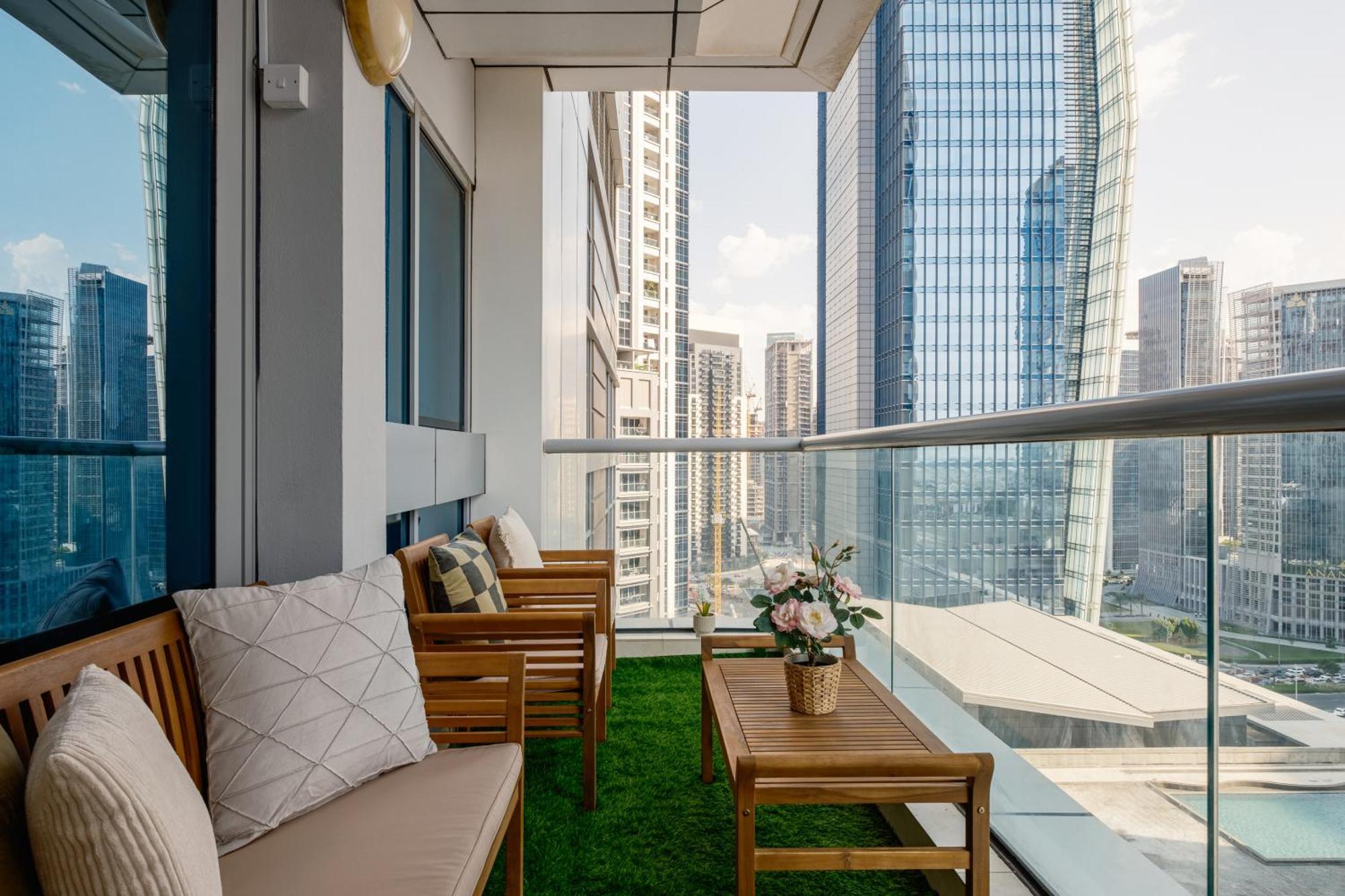Saffron House * Dubai