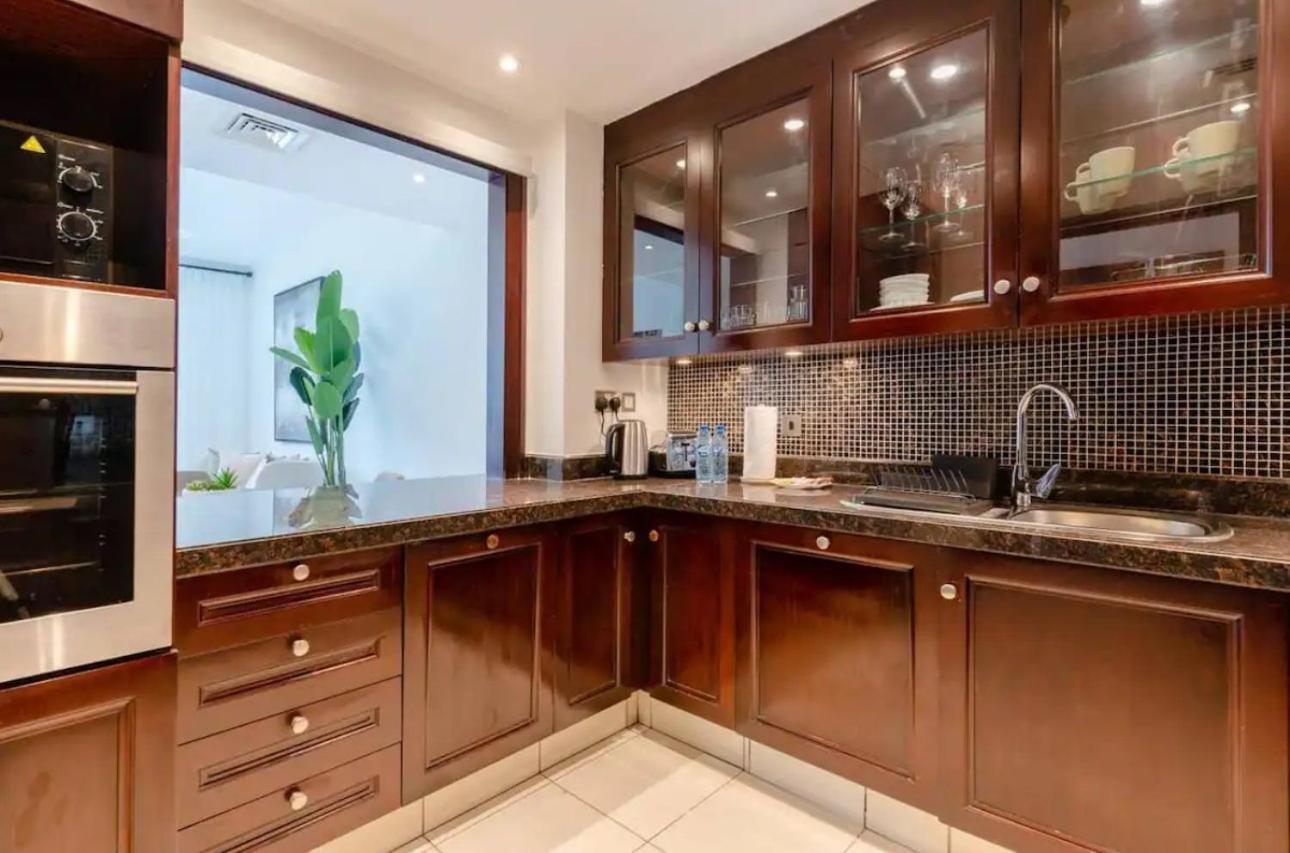 Aws Homes - Charming In Downtown Apartment Dubai