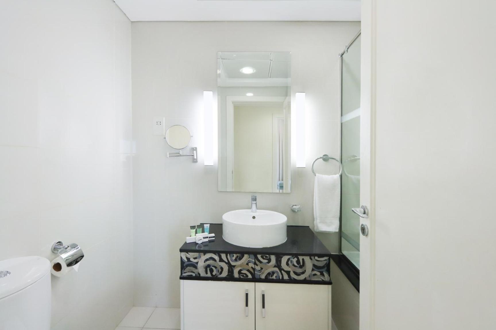 Homely 2br - Downtown Next To Mall Dubai
