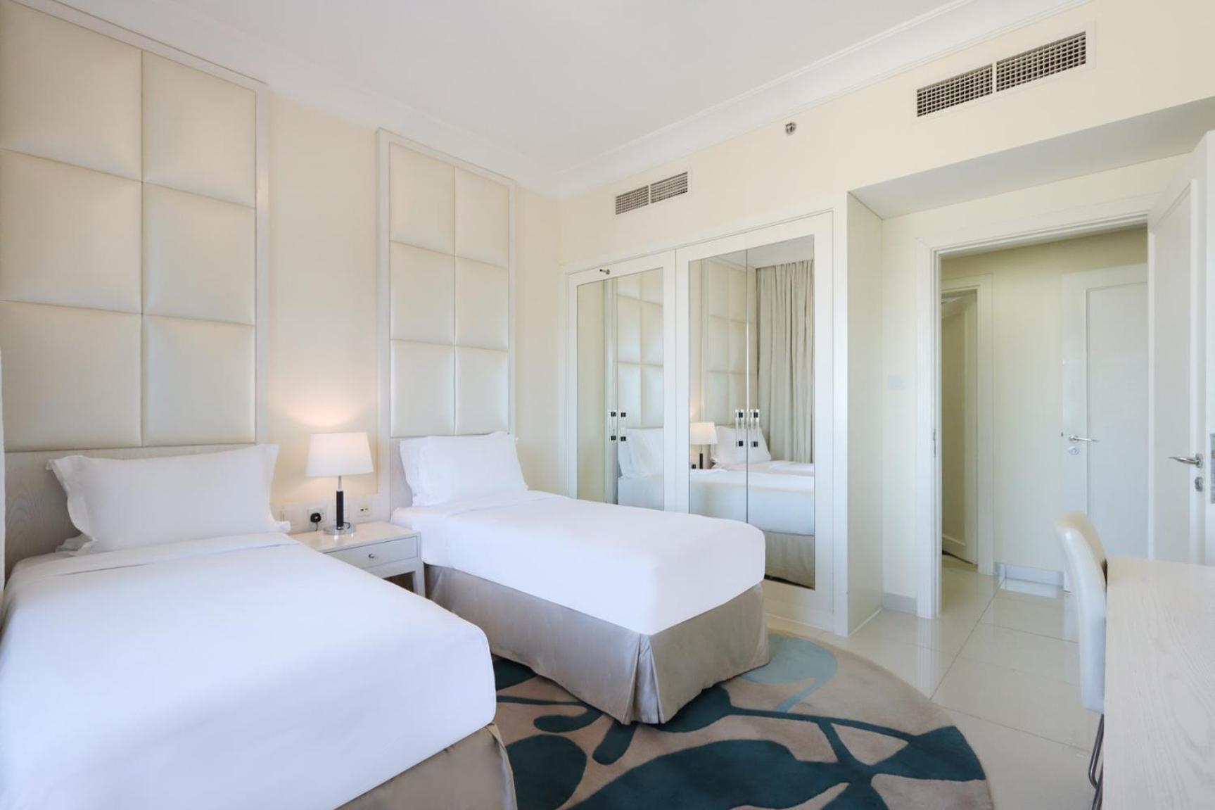 Homely 2br - Downtown Next To Mall Dubai