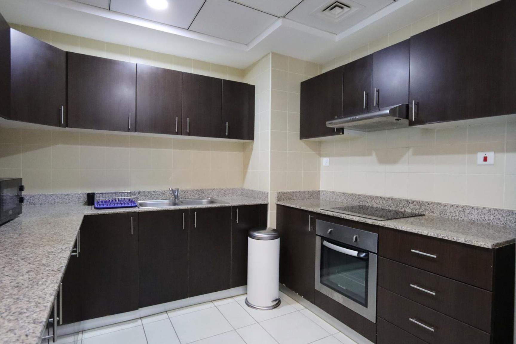 One-bedroom Piece Of Peace In Marina Apartment