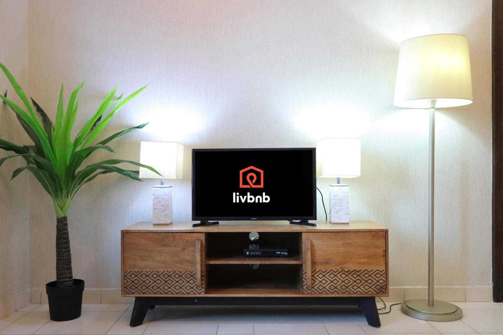 One-bedroom Piece Of Peace In Marina Apartment *