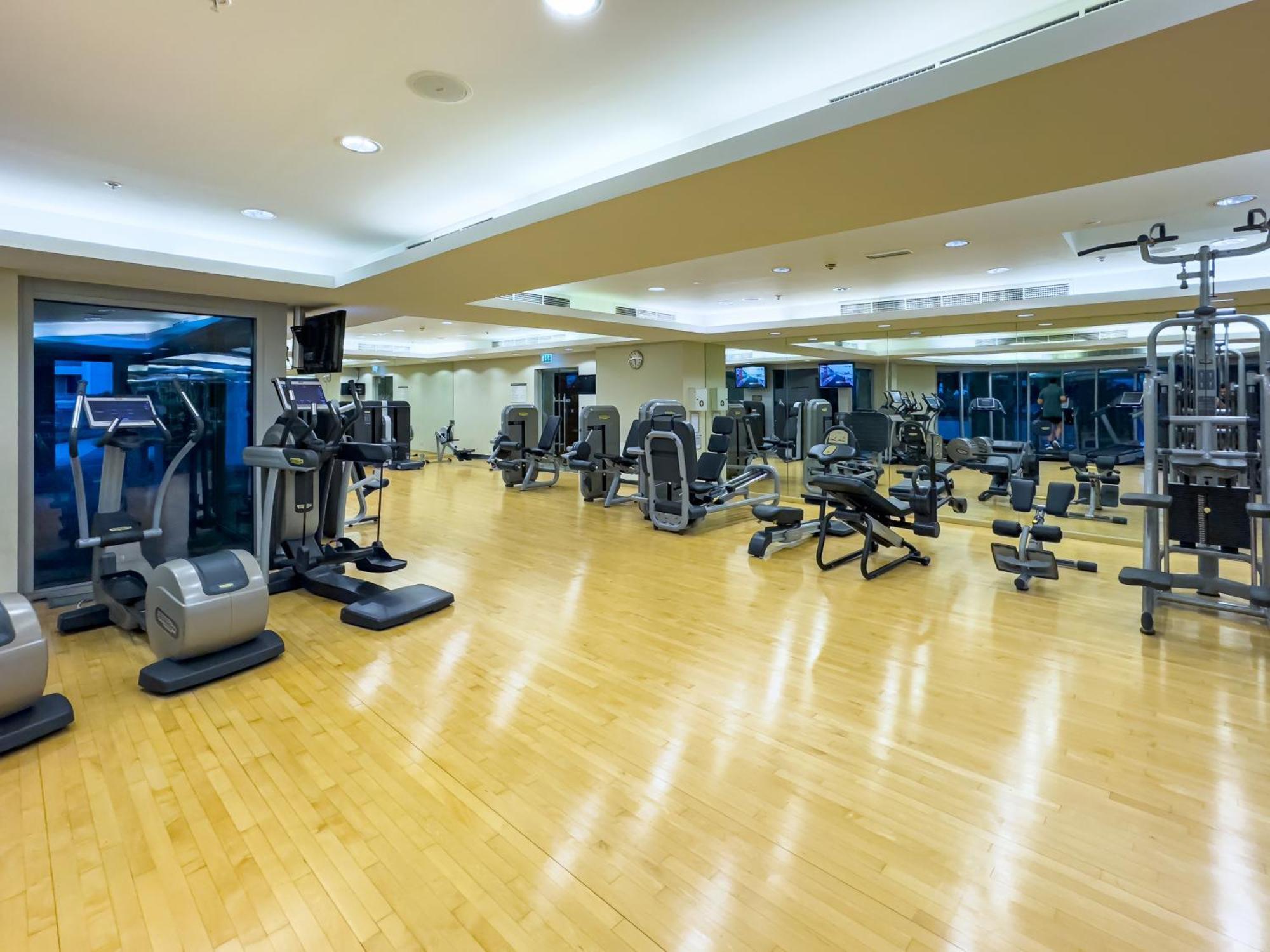 4 Bhk In Downtown With Iconic Burj Khalifa Views, 2 Minutes Walk To Dubai Mall * Dubai