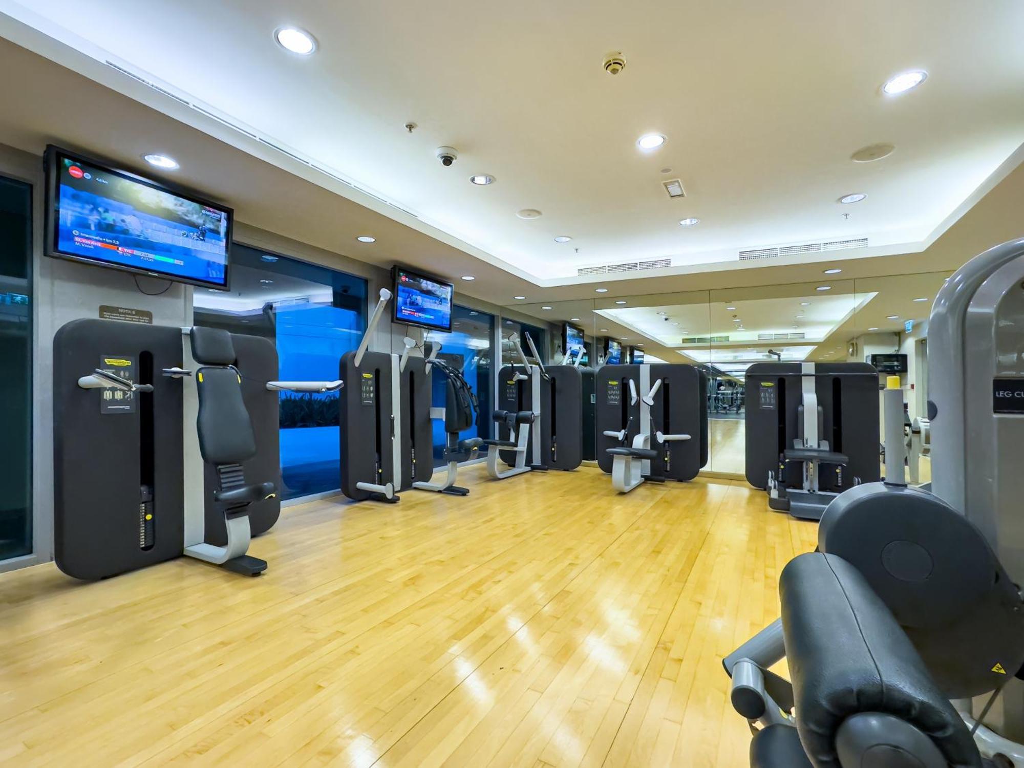 Apartment 4 Bhk In Downtown With Iconic Burj Khalifa Views, 2 Minutes Walk To Dubai Mall *