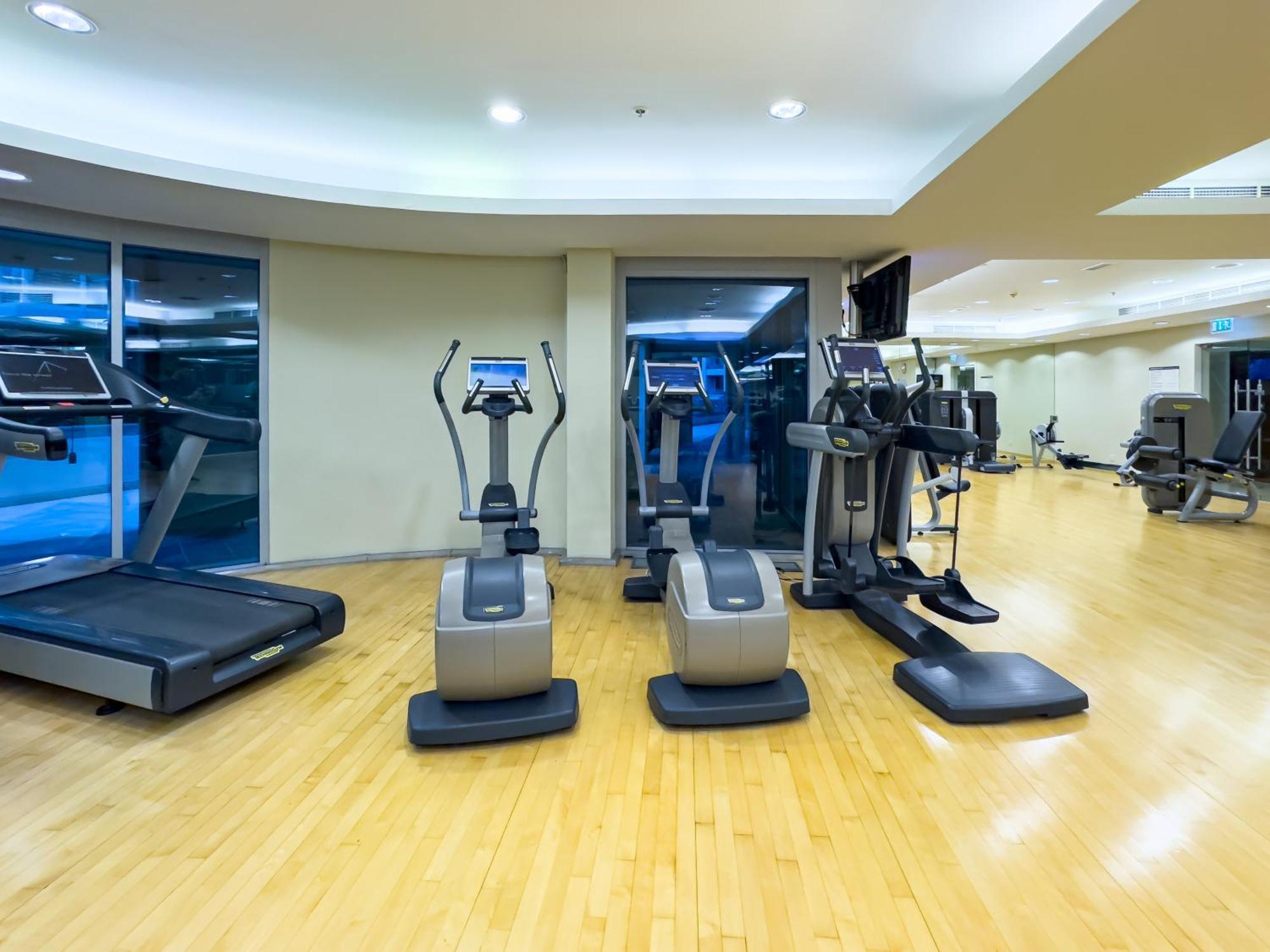 Apartment 4 Bhk In Downtown With Iconic Burj Khalifa Views, 2 Minutes Walk To Dubai Mall Dubai