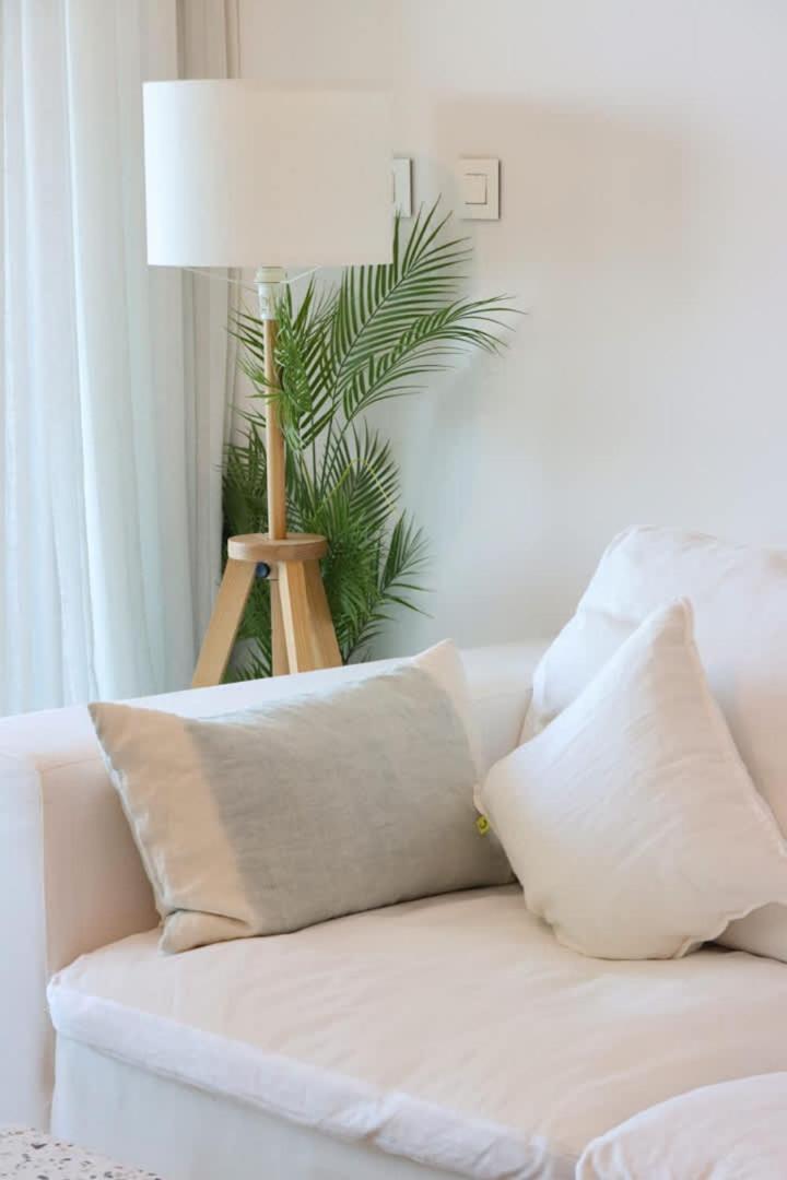 Livbnb - Boho Chic 3b Retreat With Sea View Address Apartment *