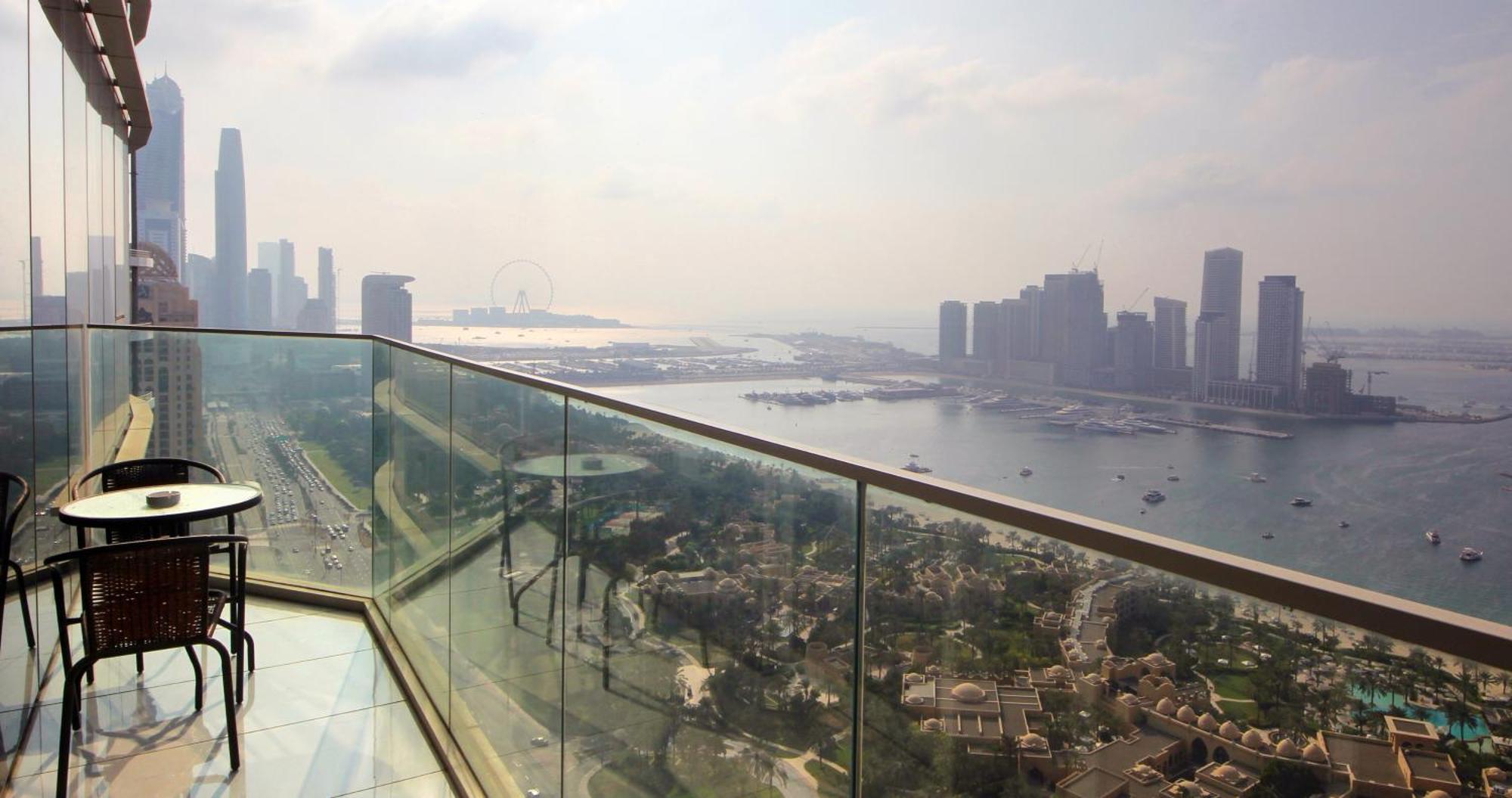 Avani Plus Palm View Apartment
