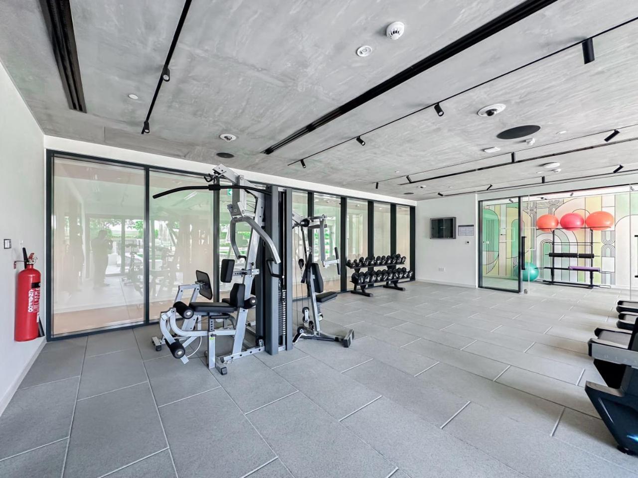 Luxury In Golfville Hills Apartment Dubai
