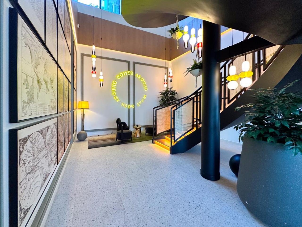 Luxury In Golfville Hills Apartment *
