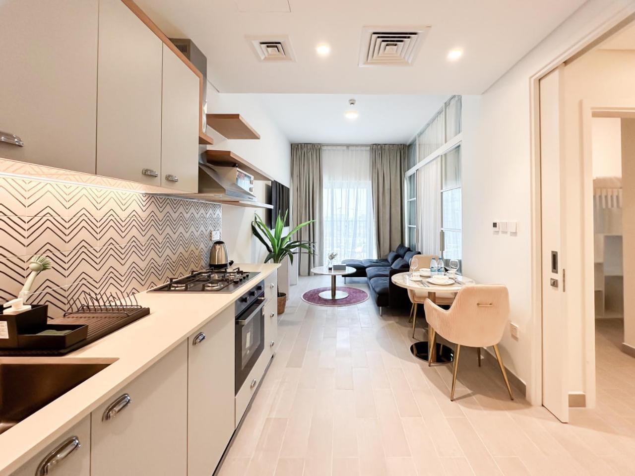 Apartment Luxury In Golfville Hills *