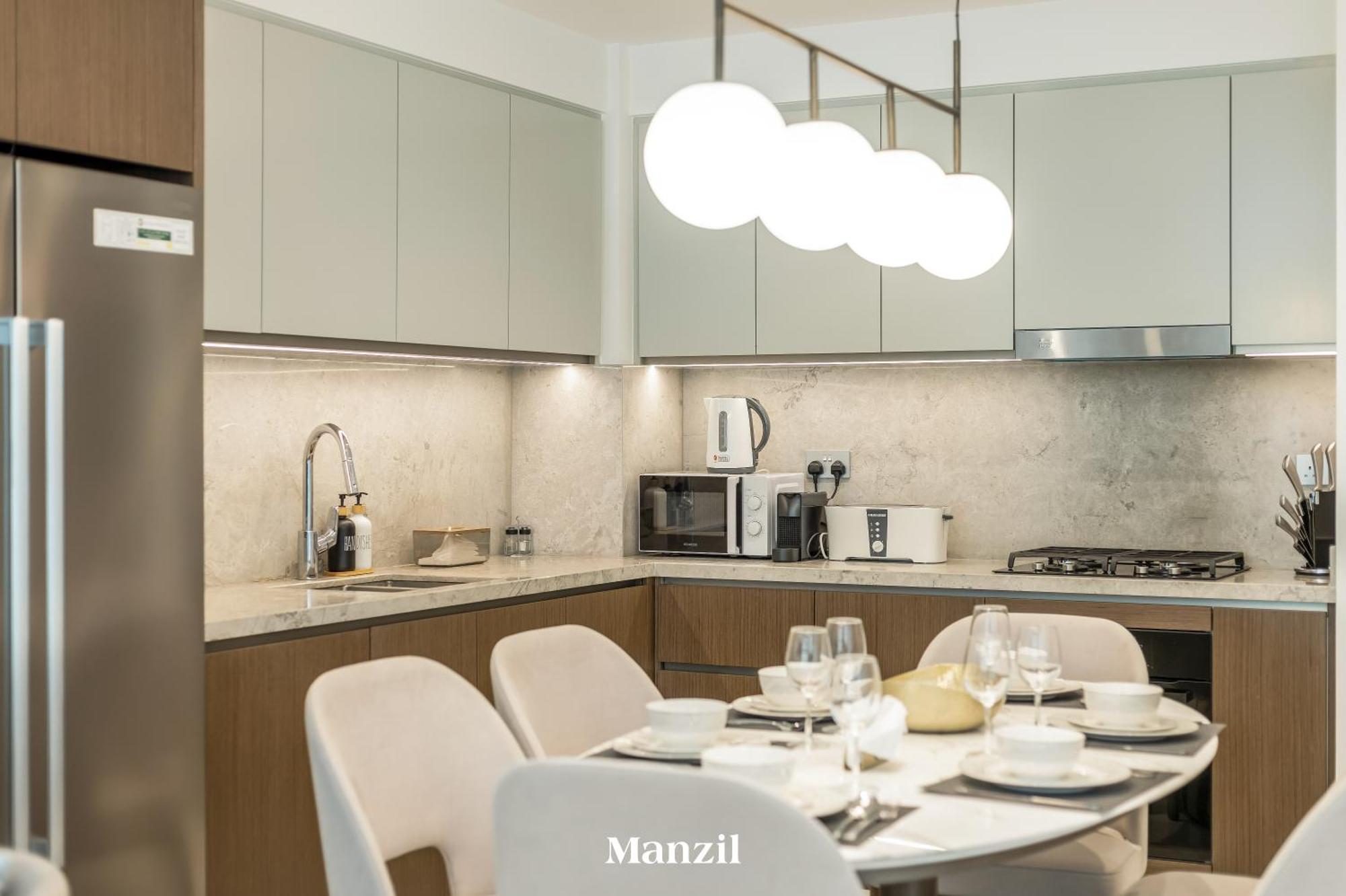 2br Coastal Luxury Retreat At Emaar Beachfront