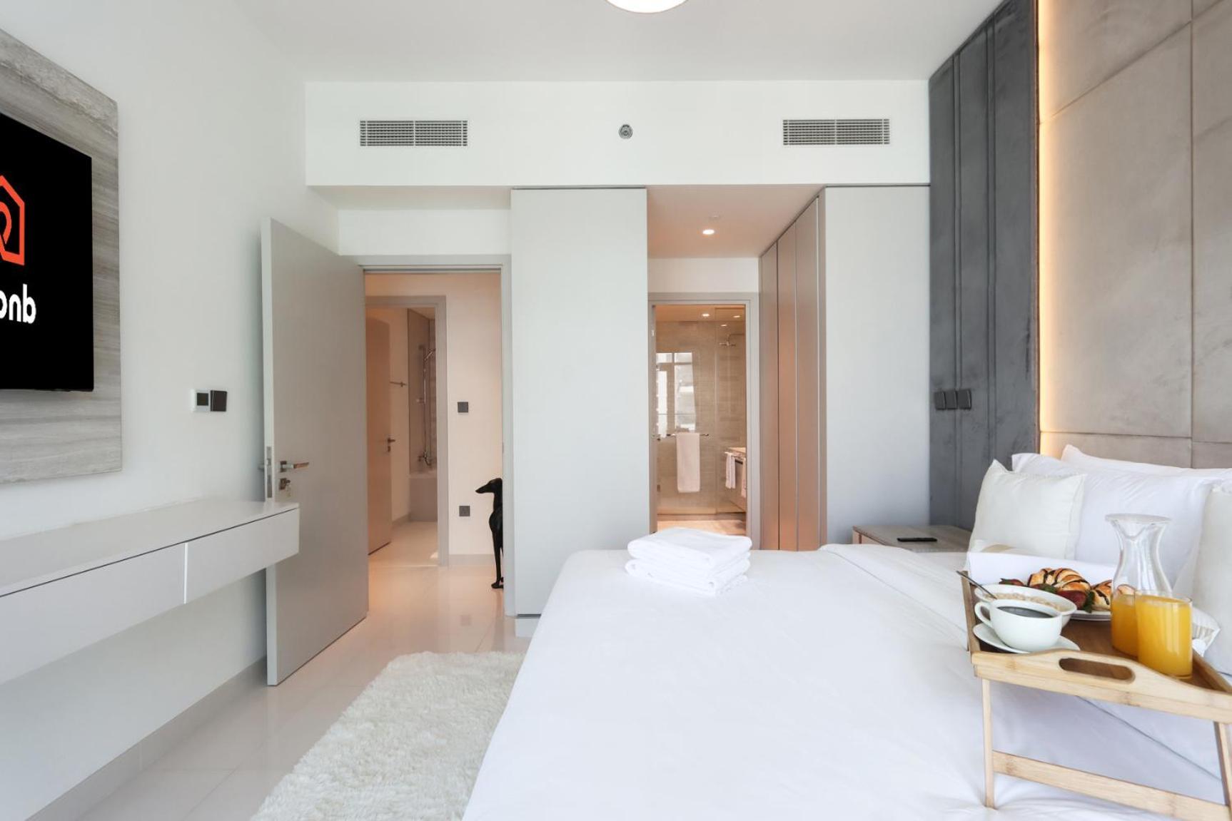 Livbnb- 3br With Marina Skyline View Apartment Dubai