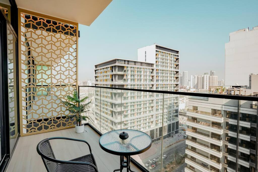Luxury 1br In Jvc W Pool Gym Parking And Close To Attractions Apartment Dubai