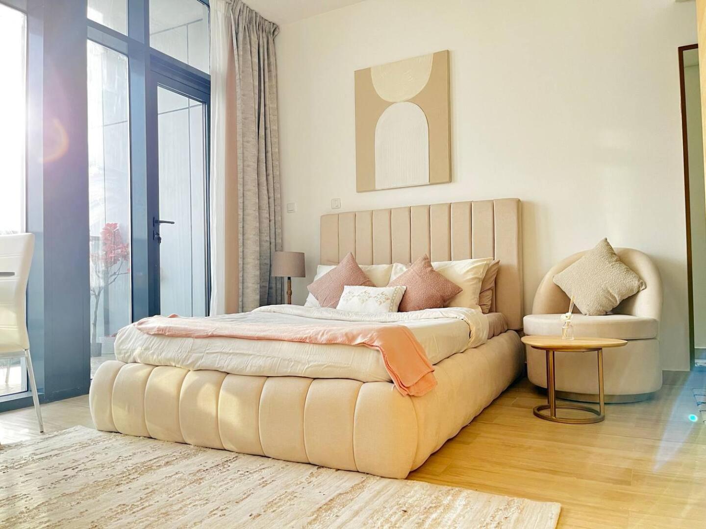 Apartment High-floor Luxurious Living In Jvc, Near Marina *