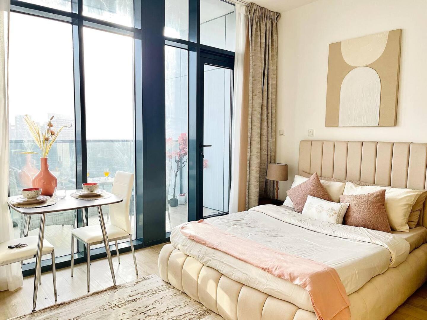 Apartment High-floor Luxurious Living In Jvc, Near Marina Dubai