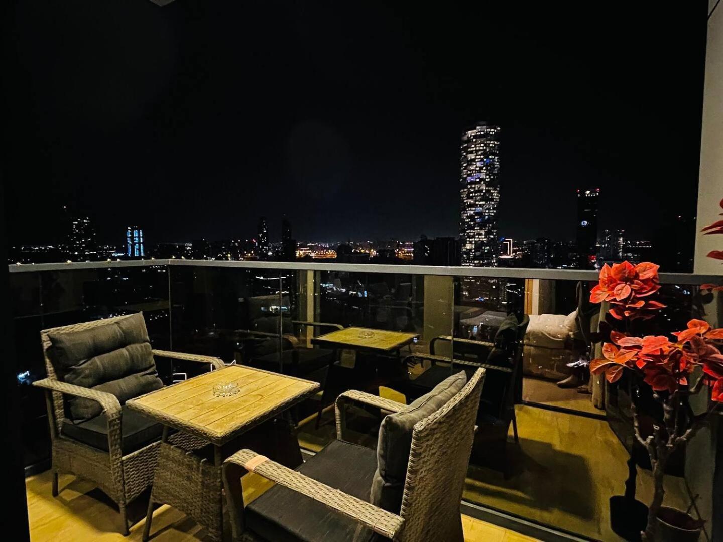 High-floor Luxurious Living In Jvc, Near Marina