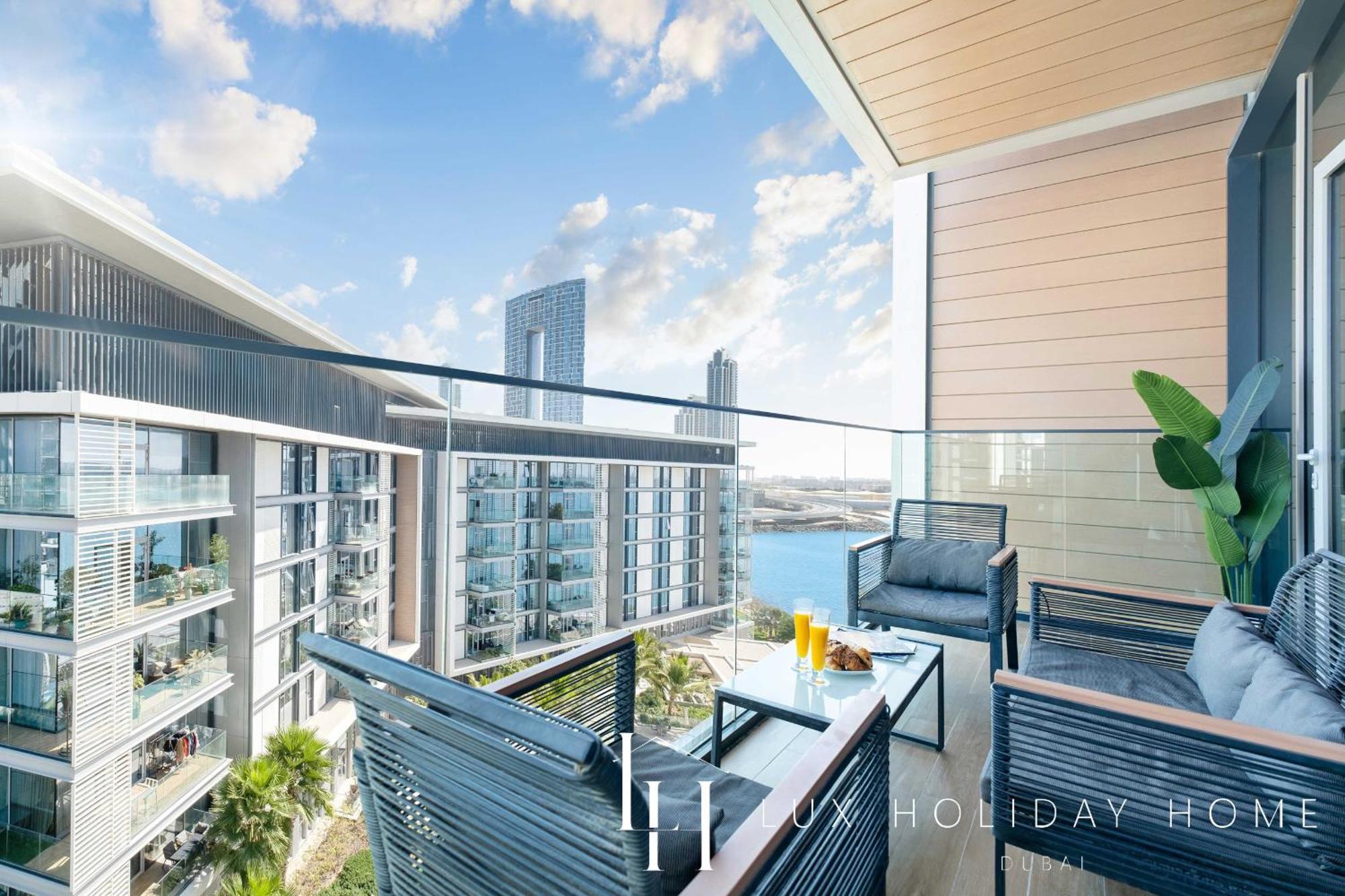 Lux - The Bluewater Island Apartment *