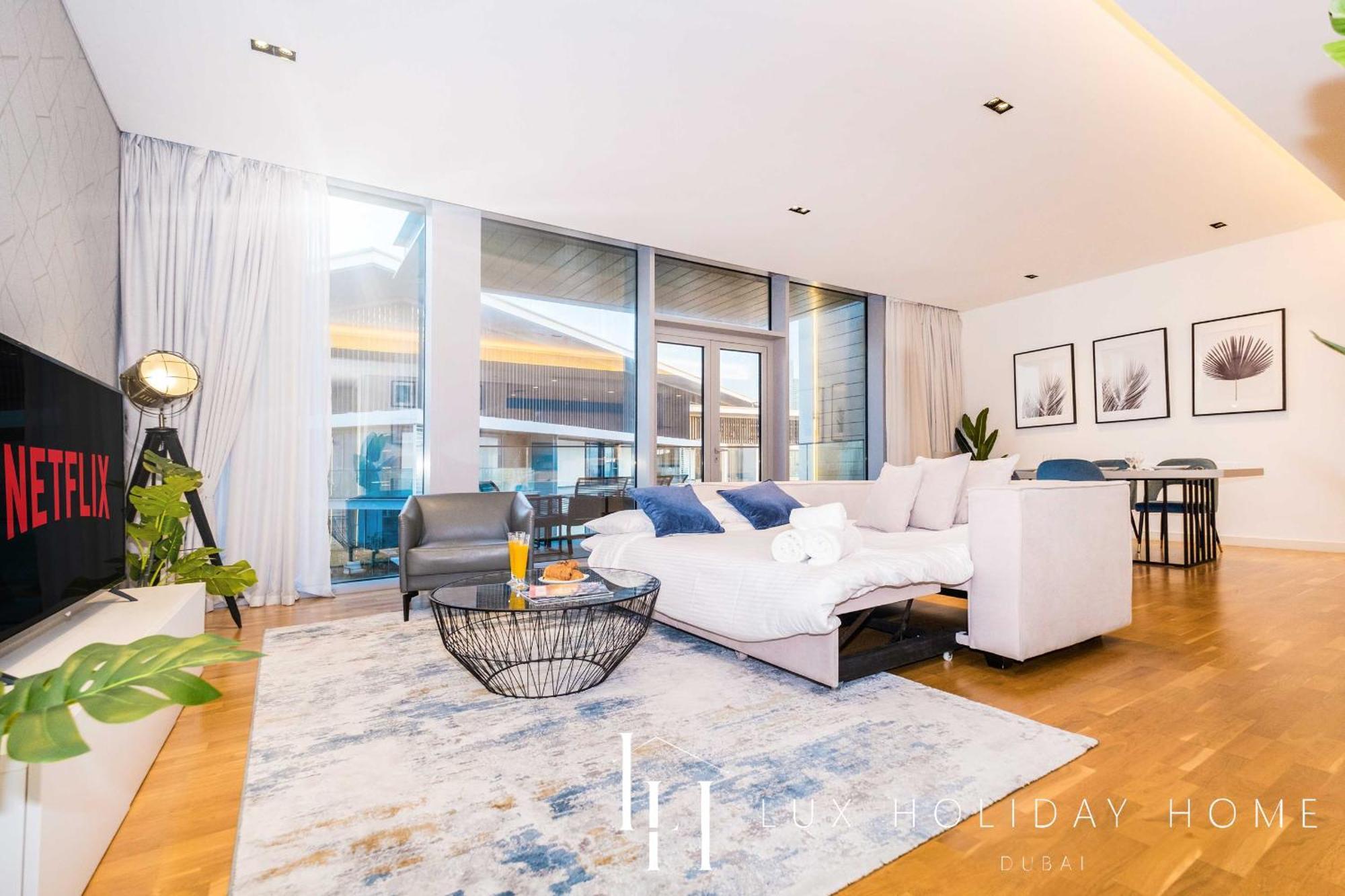 Lux - The Bluewater Island Apartment