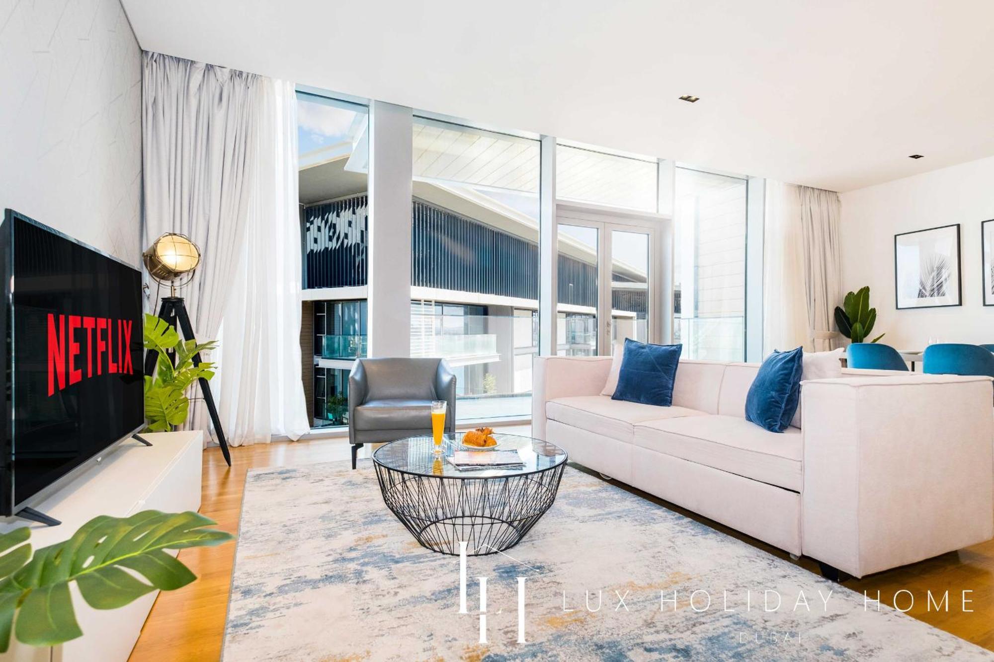 Lux - The Bluewater Island Apartment *