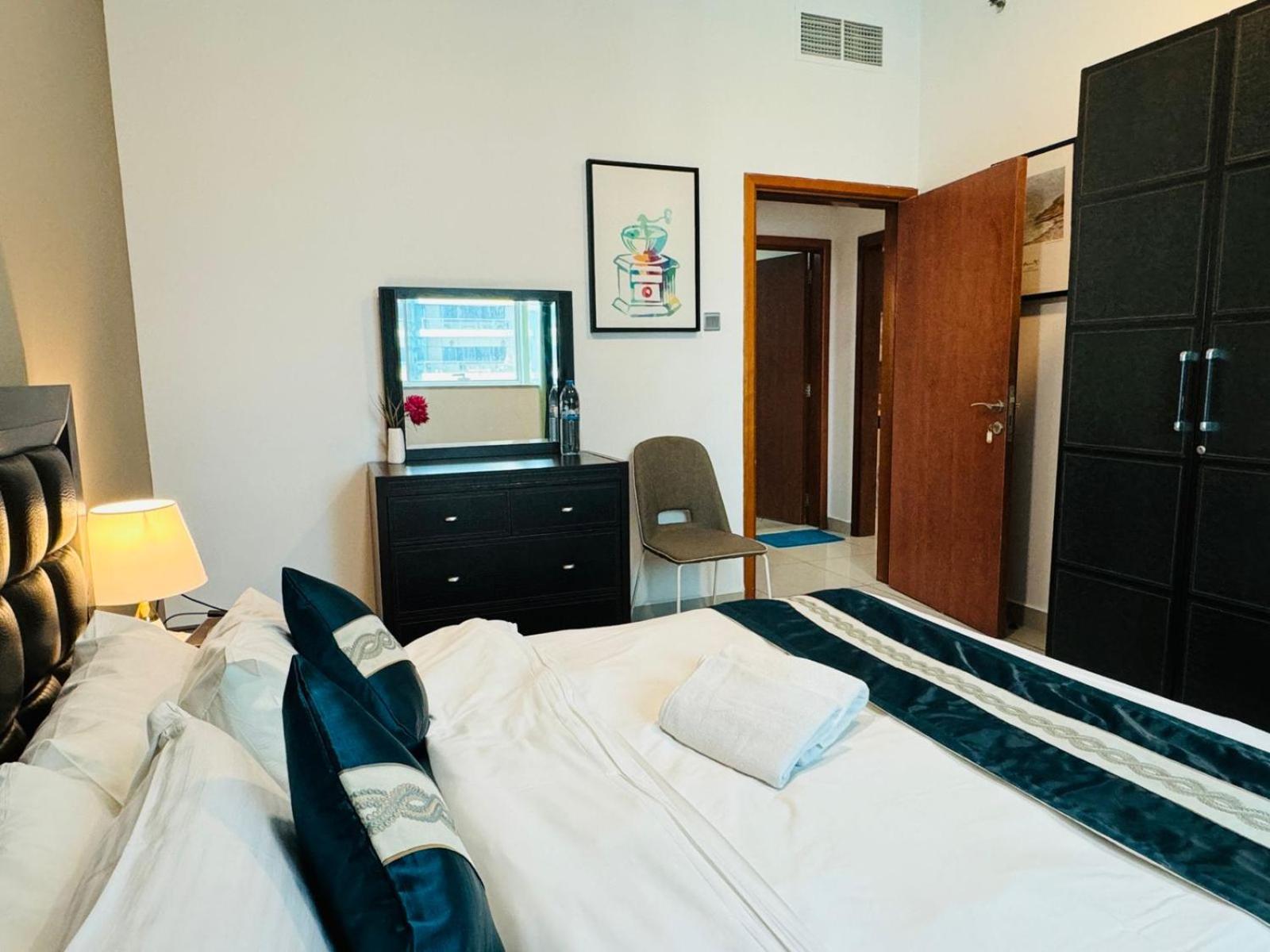 Apartment Entire Private Self Catered Marina