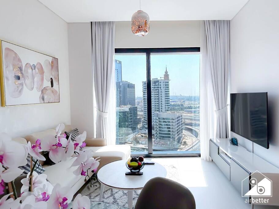 Apartment Luxury 1b Jbr Escape With Stunning Views Dubai