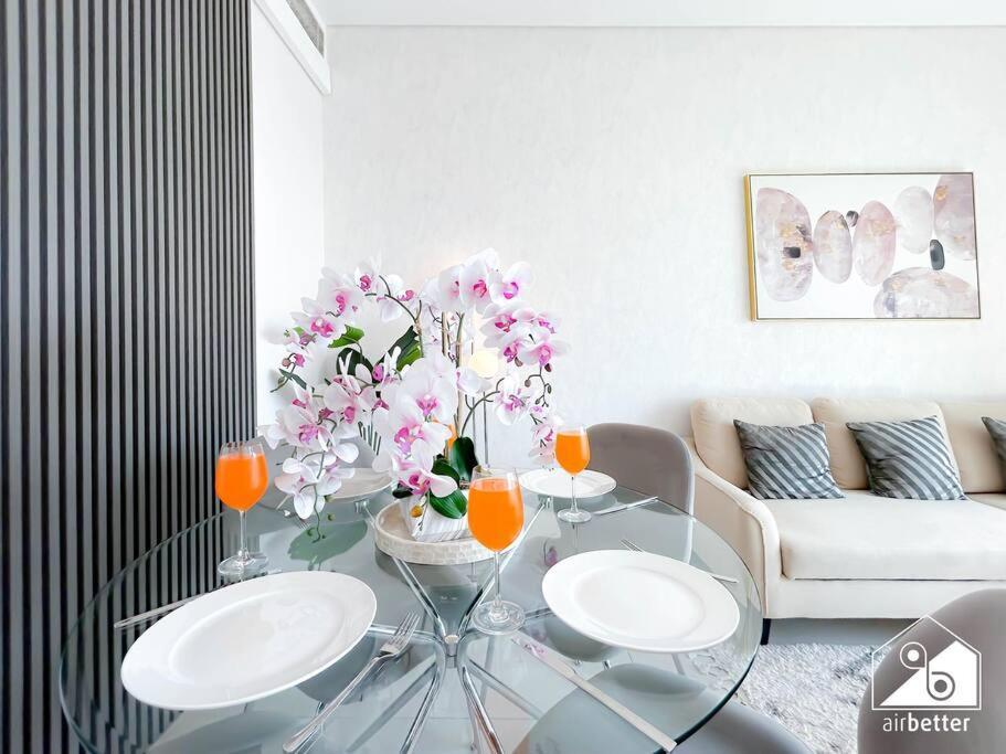 Luxury 1b Jbr Escape With Stunning Views