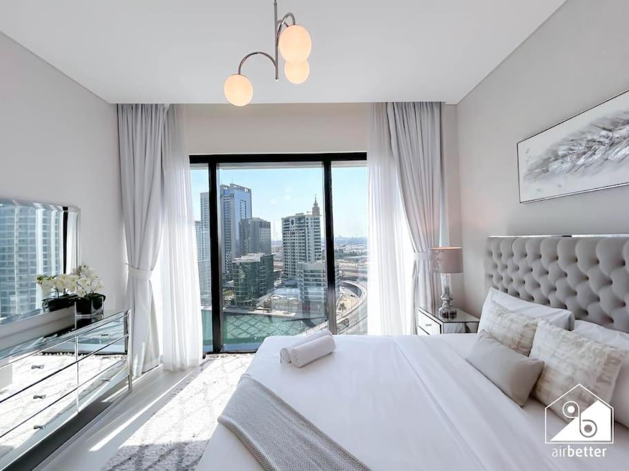 Luxury 1b Jbr Escape With Stunning Views *