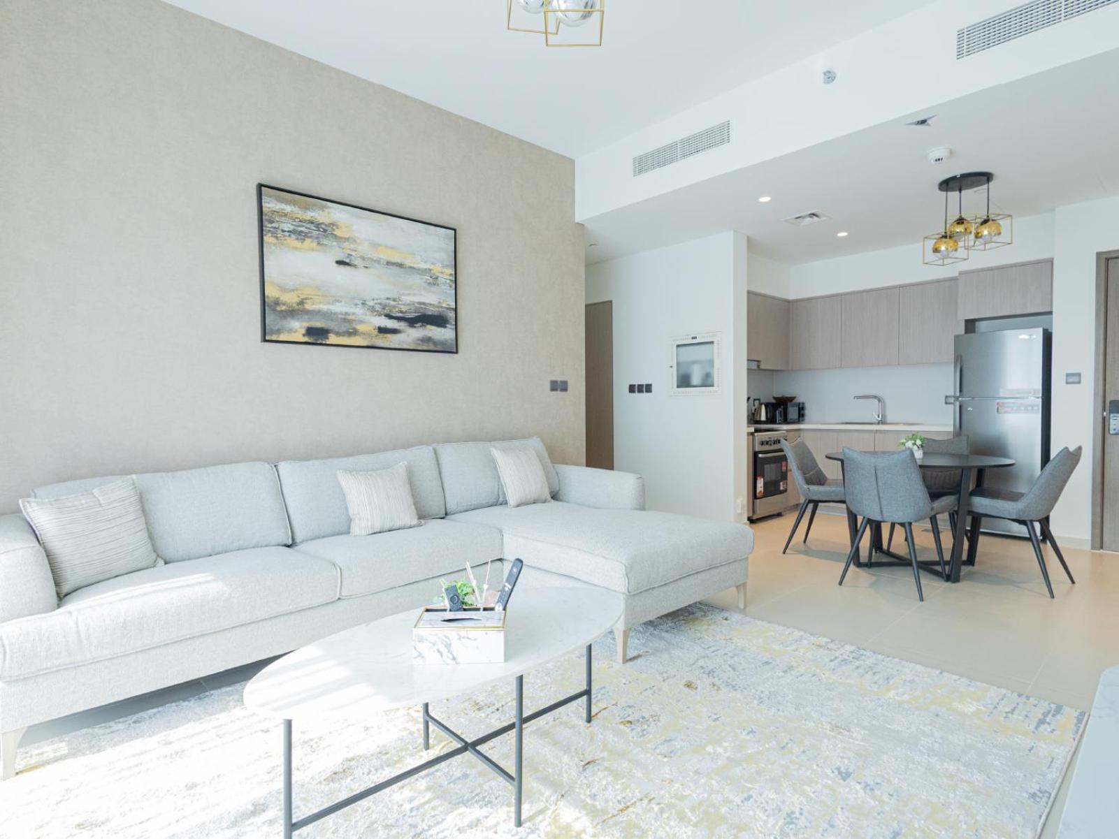 Mh- Act Tower - Downtown 1bhk-ref4106 * Dubai