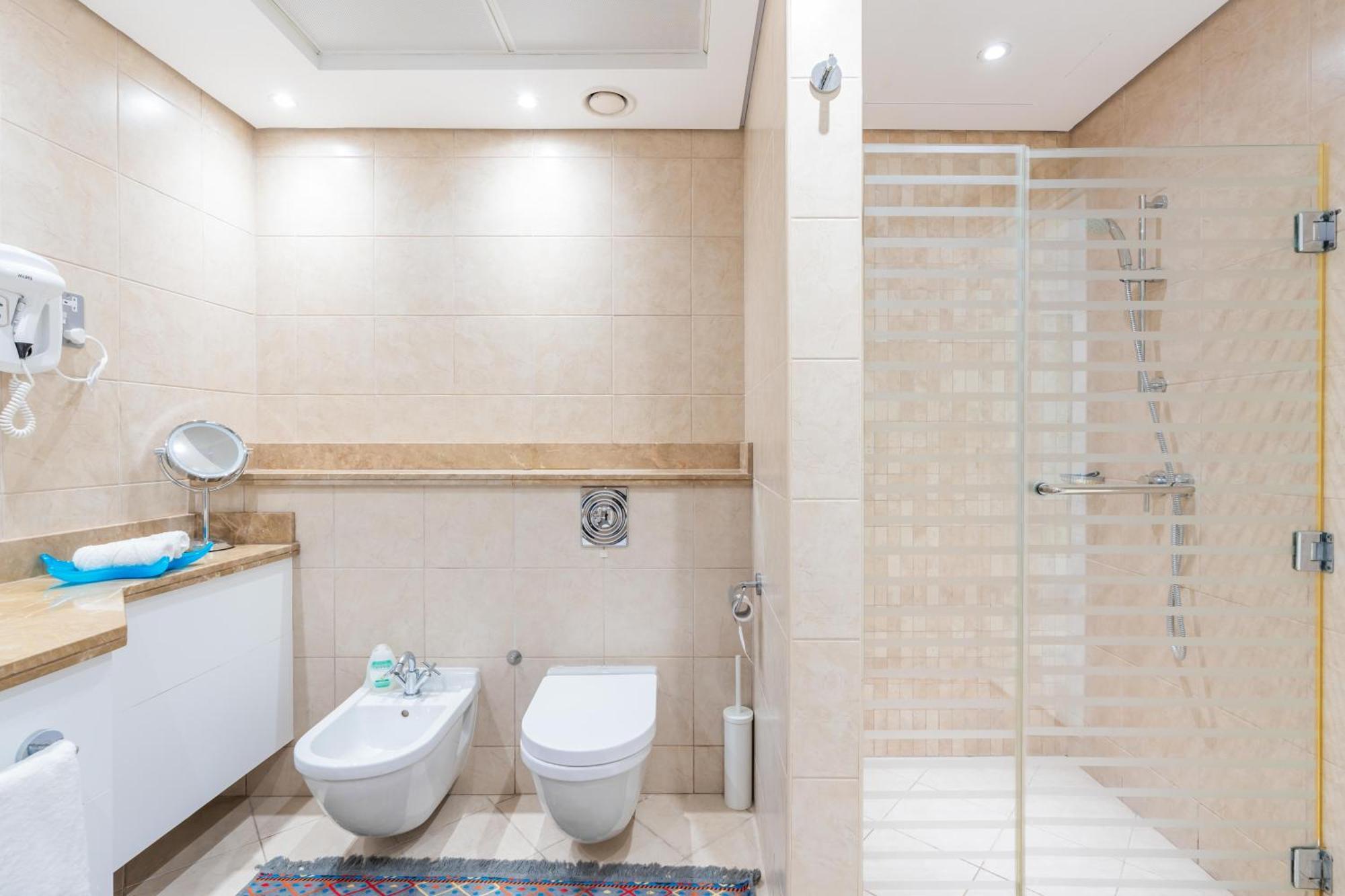 High Class Apartment *
