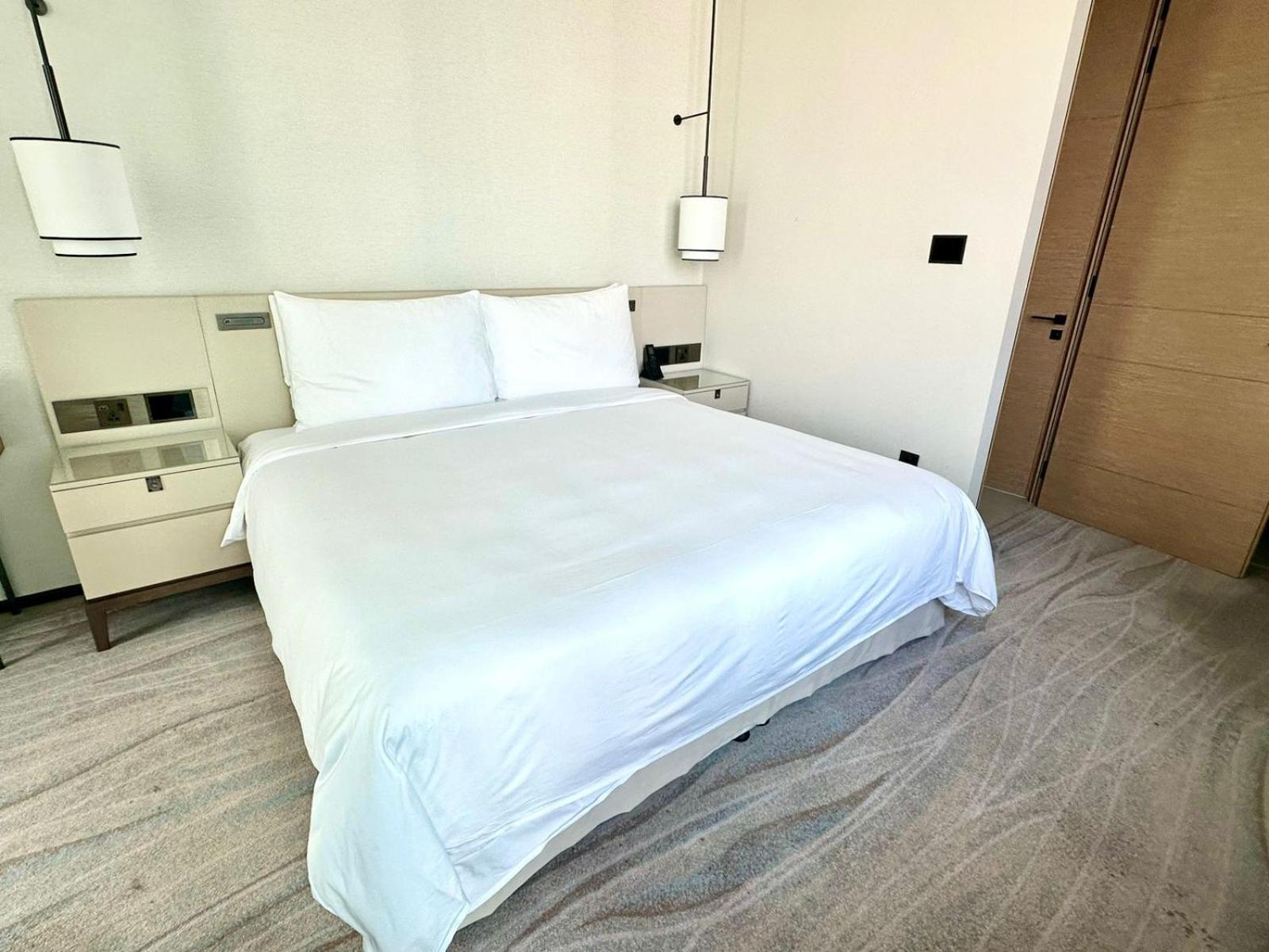 Apartment In Marina *
