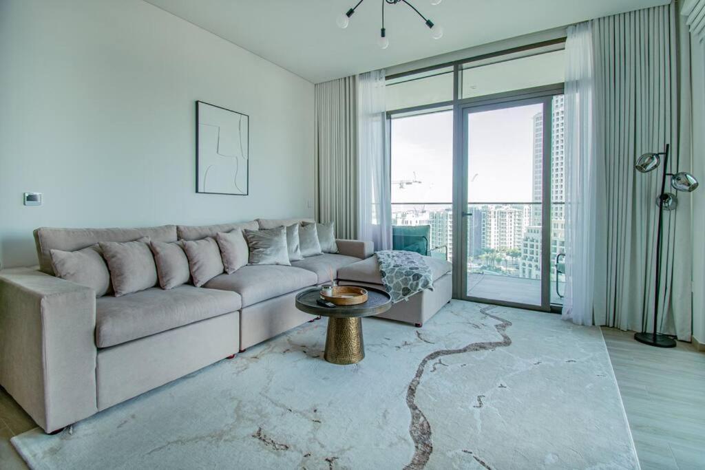 Apartment Waves - Luxurious 11th Floor Retreat In Palace Residences Dubai