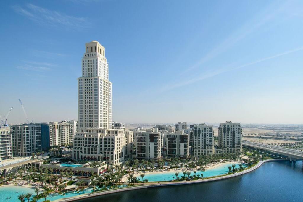 Waves - Luxurious 11th Floor Retreat In Palace Residences Dubai