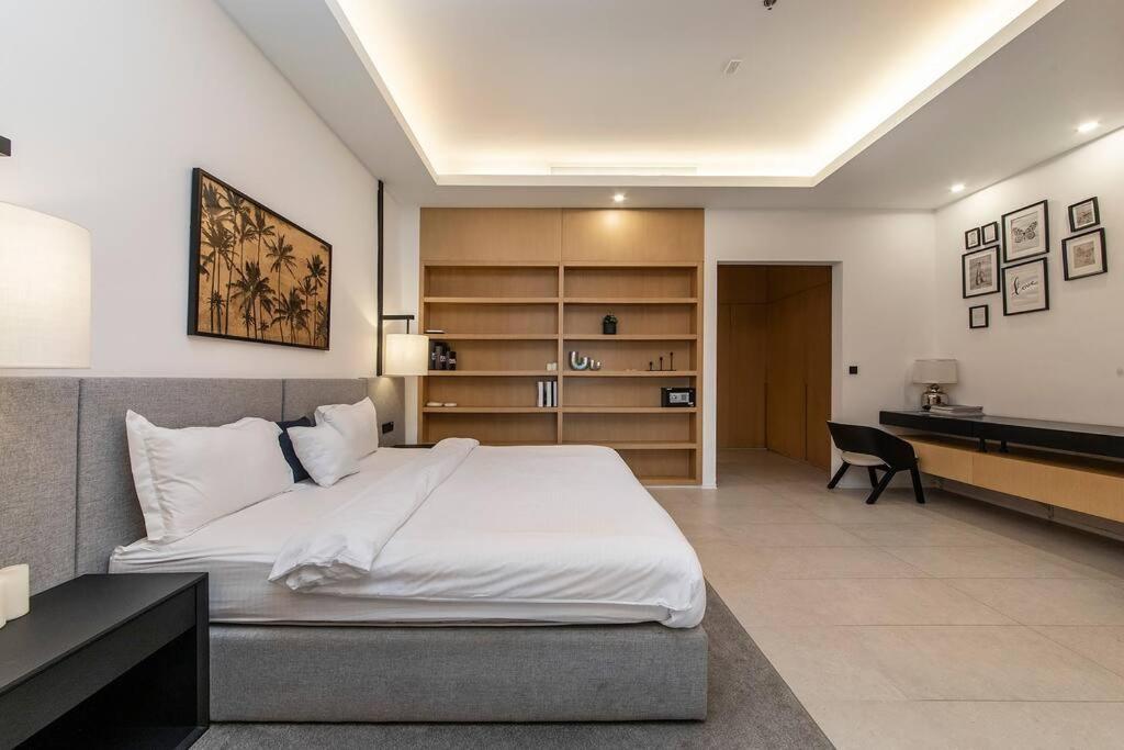 Palm Jumeirah Sea View 1bdr * Dubai