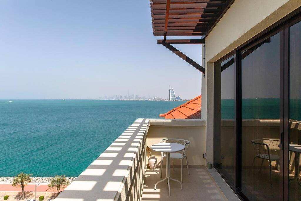 Palm Jumeirah Sea View 1bdr * Dubai