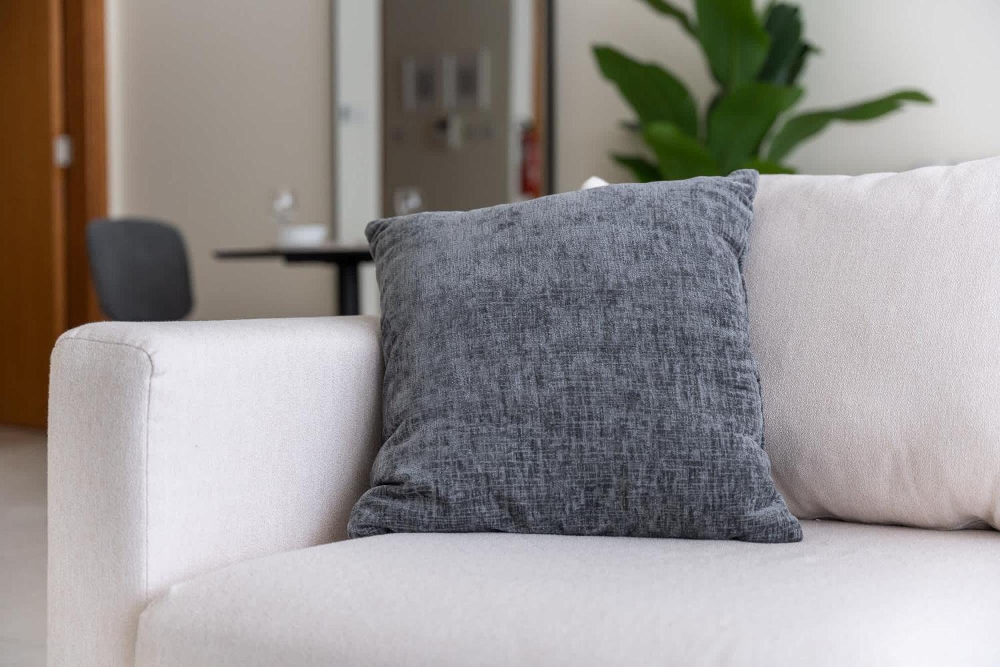 Minimalist And Modern In Business Bay * Dubai