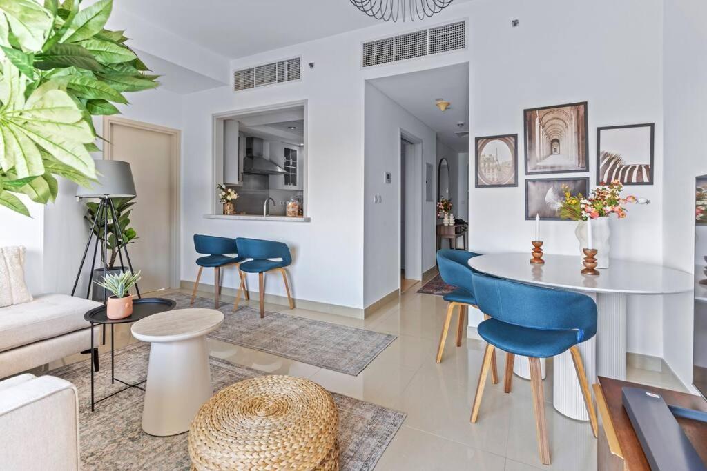 Stylish 1br With Iconic Burj And Fountain Views * Dubai
