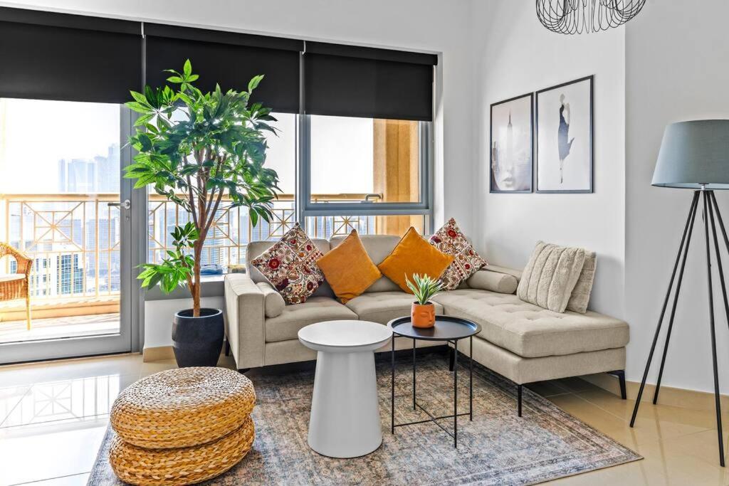 Apartment Stylish 1br With Iconic Burj And Fountain Views