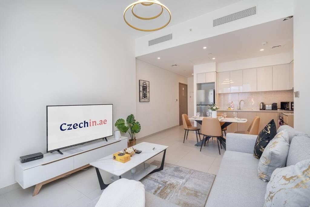 Apartment Stylish Urban Living - 1-bedroom In Burj Royale Dubai
