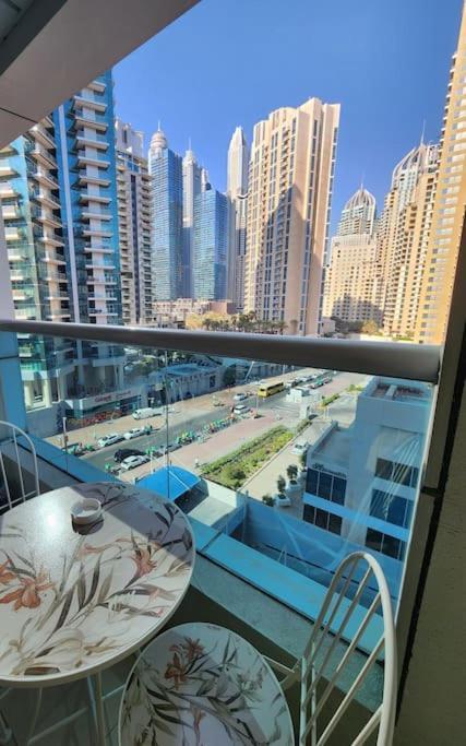 Cozy Marina Next To Metro Apartment Dubai