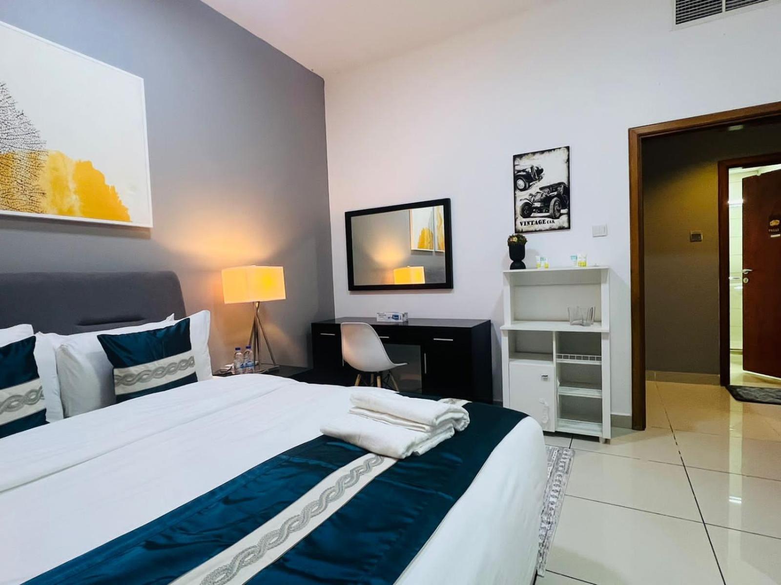 Entire Private Self Catered Marina Apartment Dubai