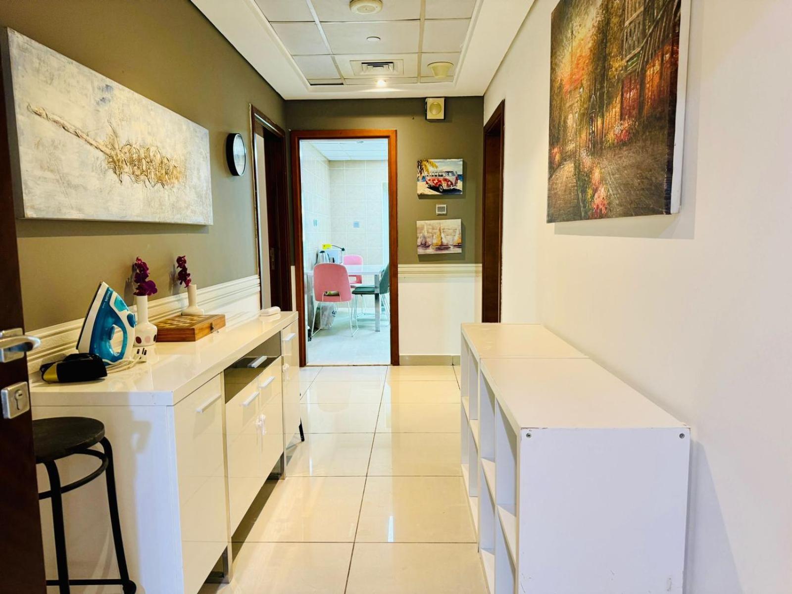 Apartment Entire Private Self Catered Marina Dubai