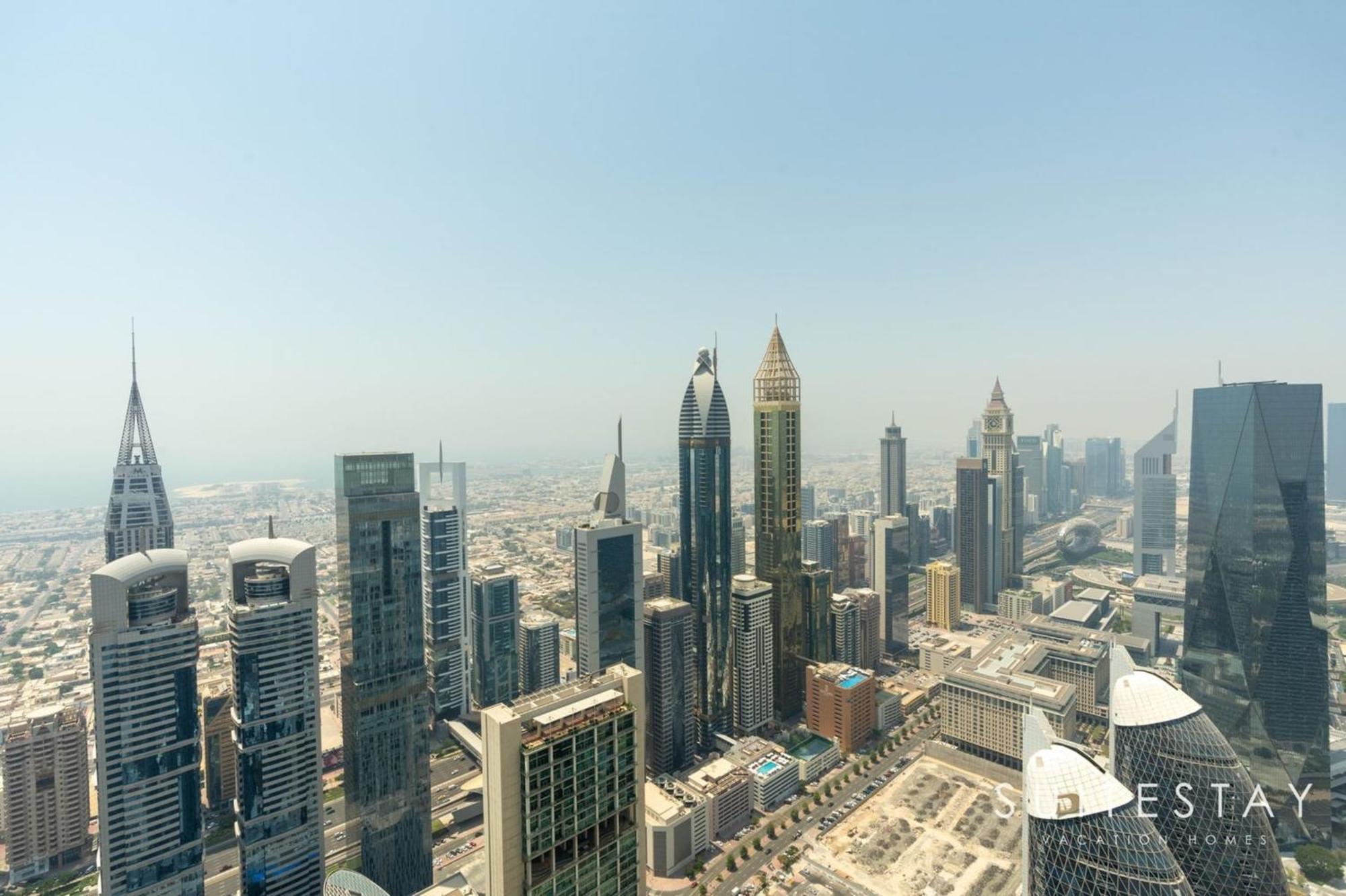 Breathtaking View World Renowned Index Tower Apartment *