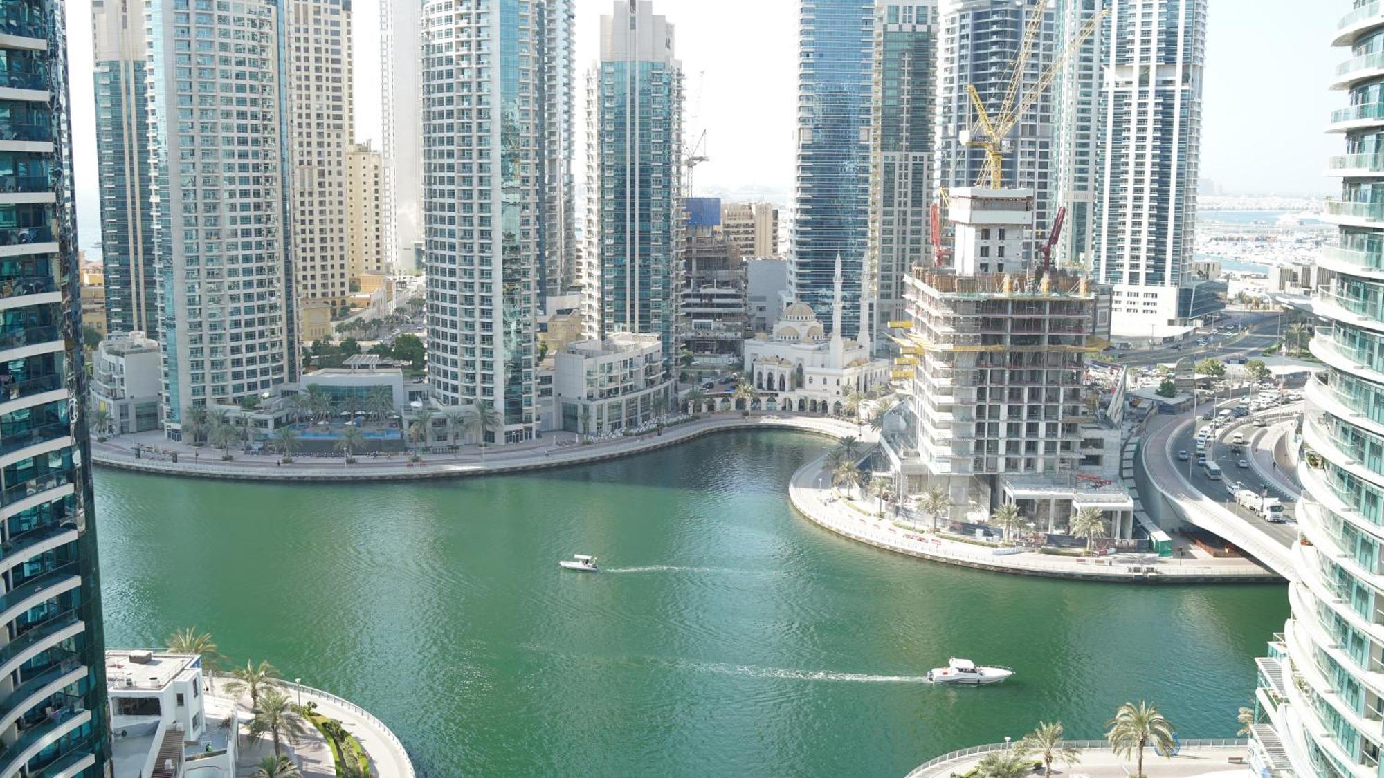 Marina View Spacious 2 Bhk * Dubai