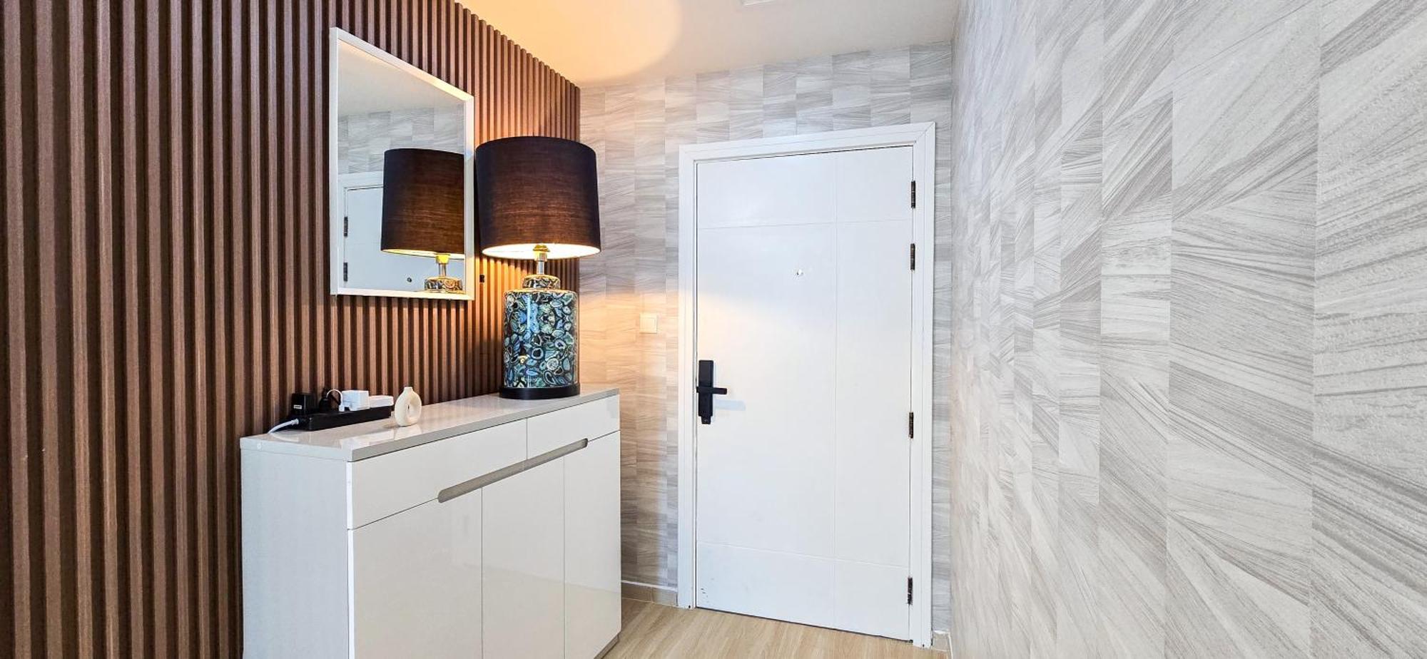 Marina View Spacious 2 Bhk Dubai