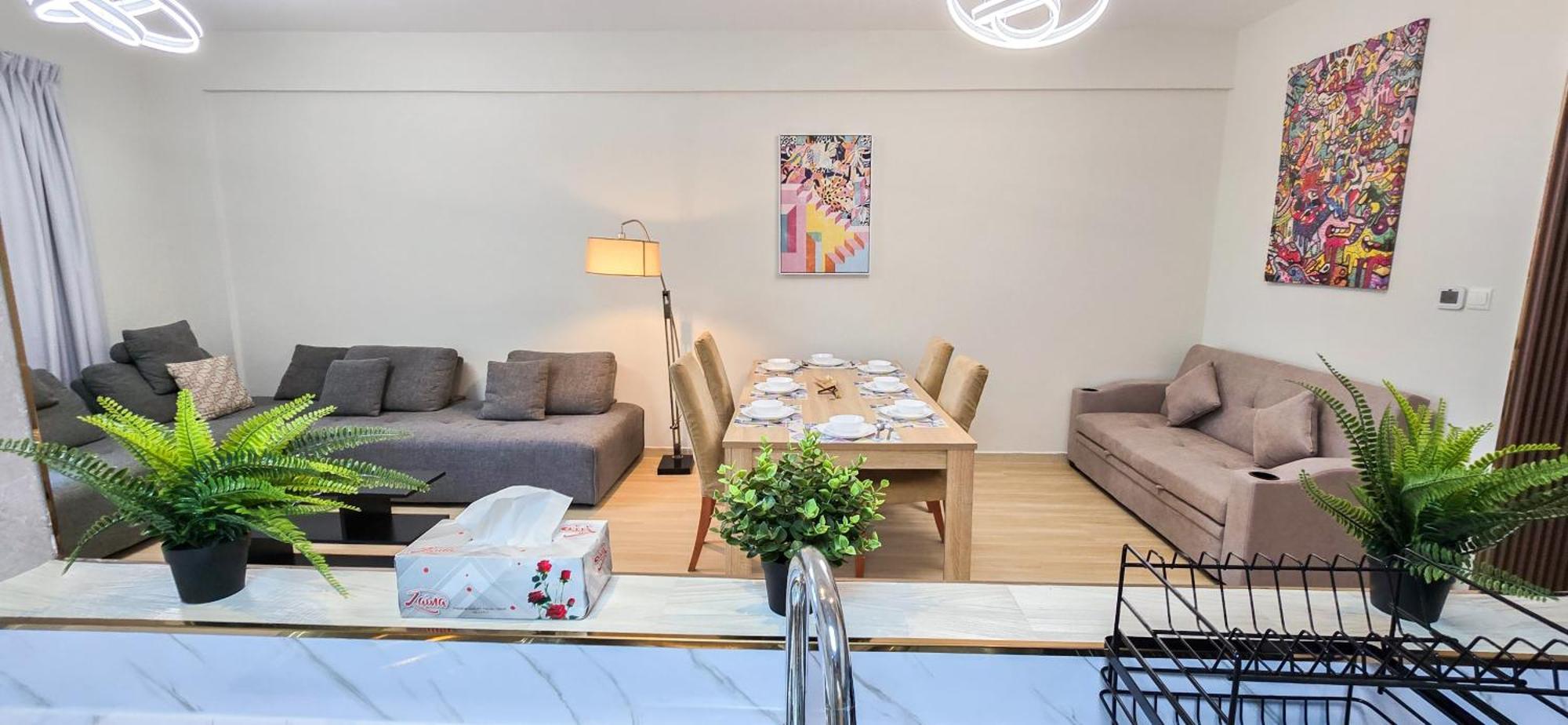 Marina View Spacious 2 Bhk Apartment