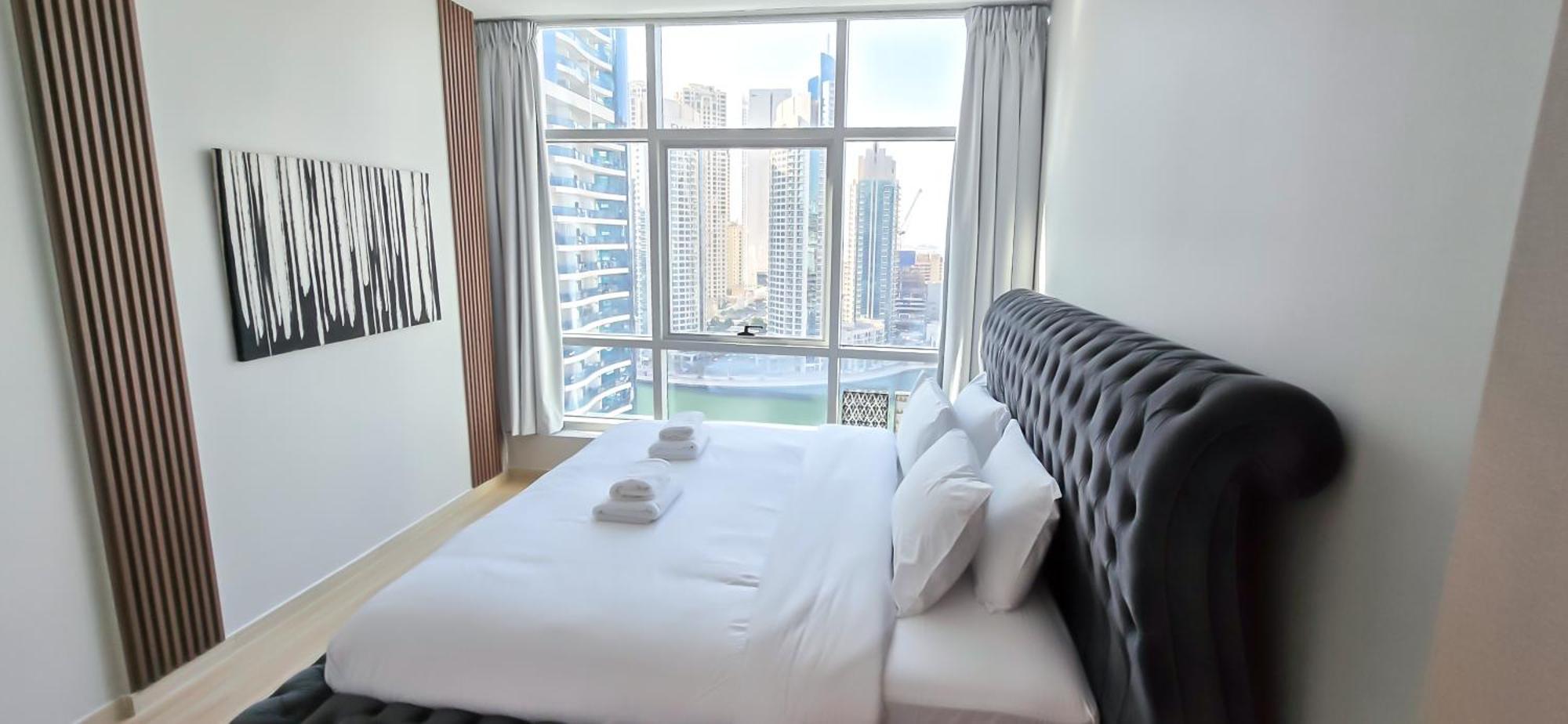 Marina View Spacious 2 Bhk Apartment Dubai