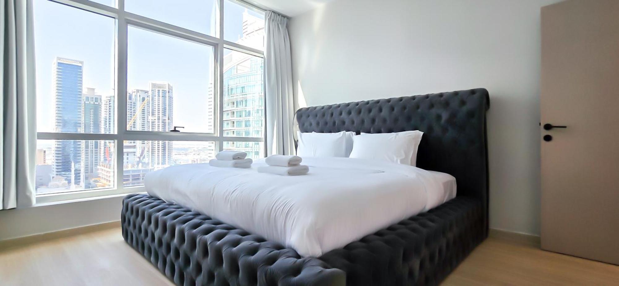 Marina View Spacious 2 Bhk Apartment