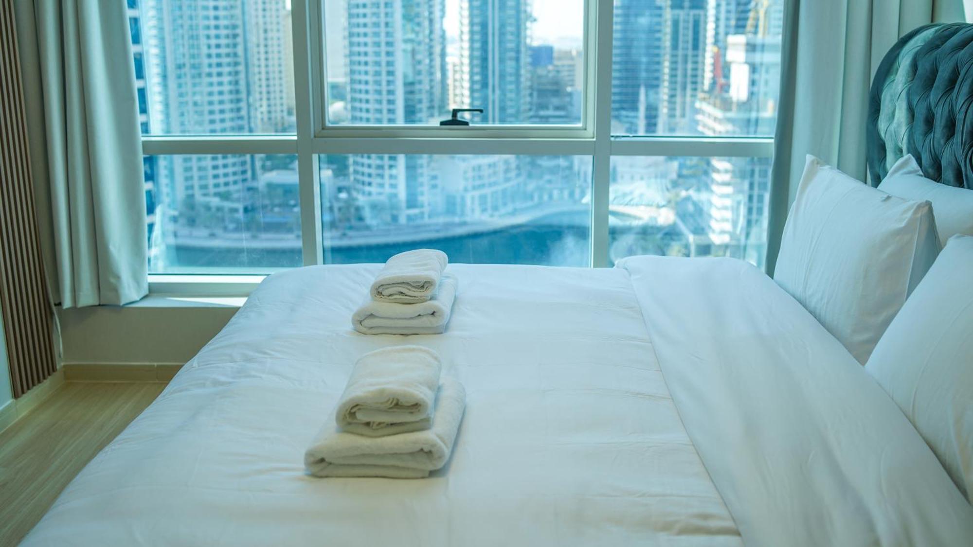 Marina View Spacious 2 Bhk * Dubai