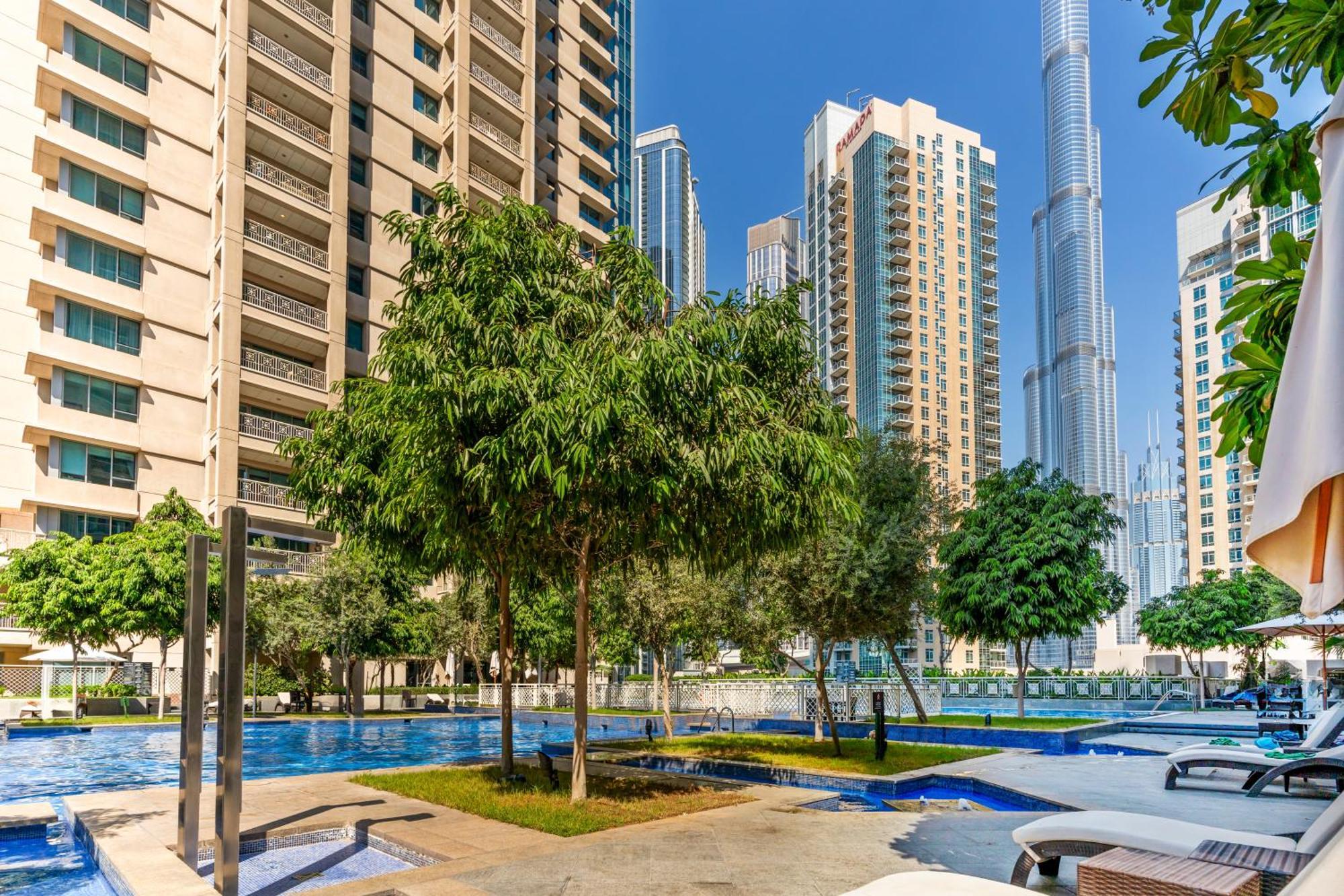 Stylish 1br With Iconic Burj And Fountain Views Apartment *
